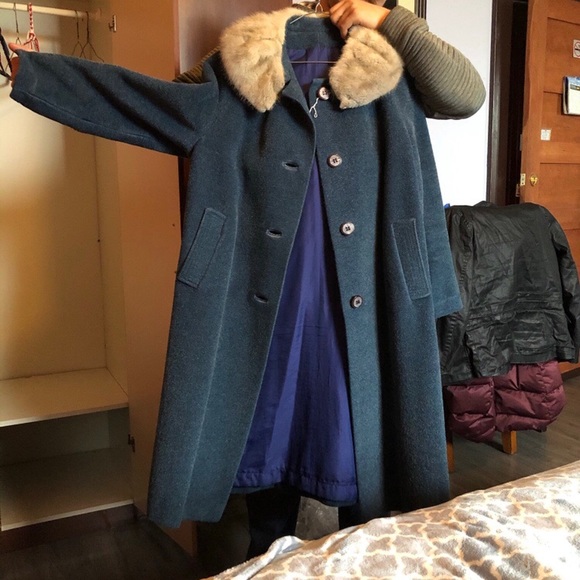 60s mink coat - Picture 2 of 2